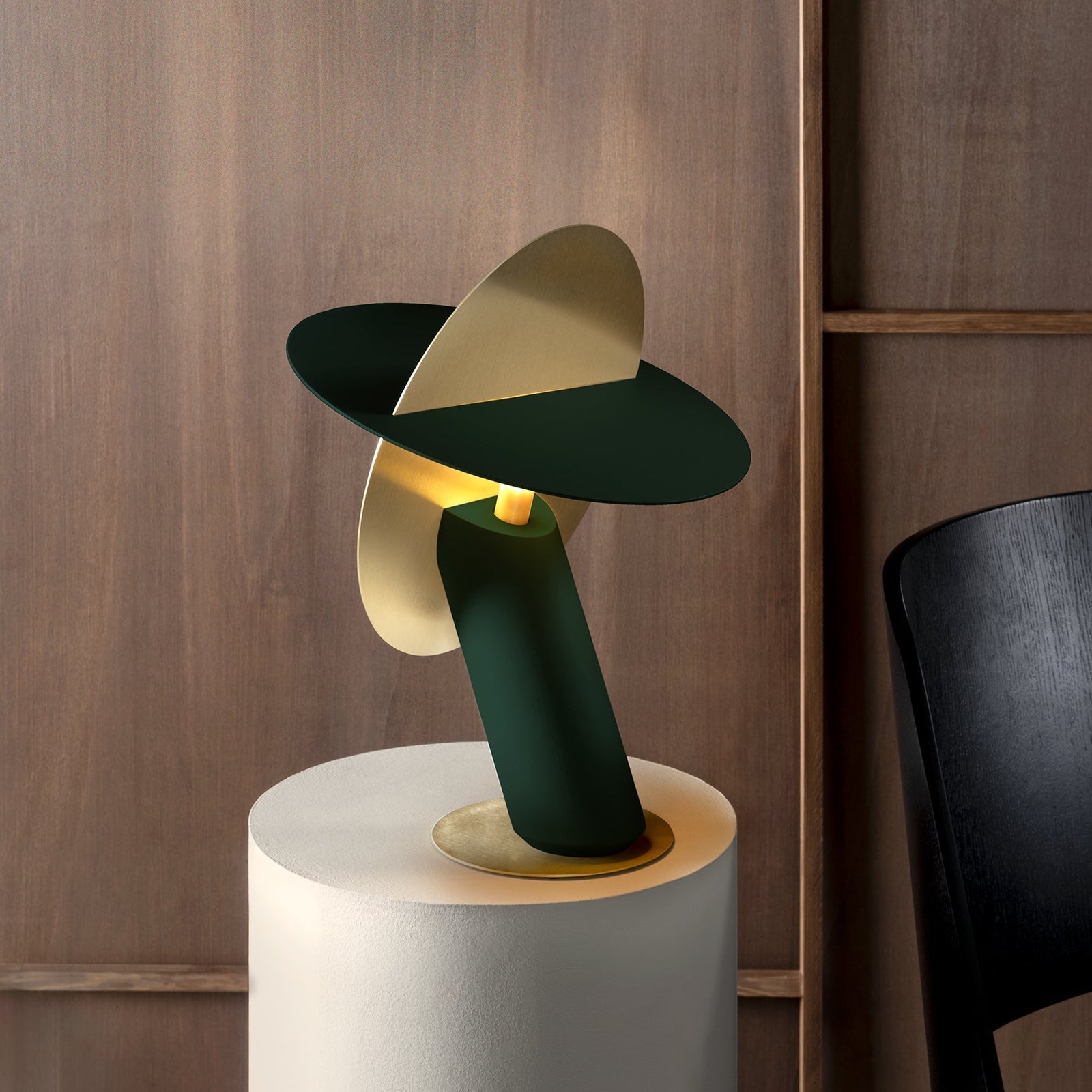 Quelle lampe à poser dorée choisir pour une déco chic ?