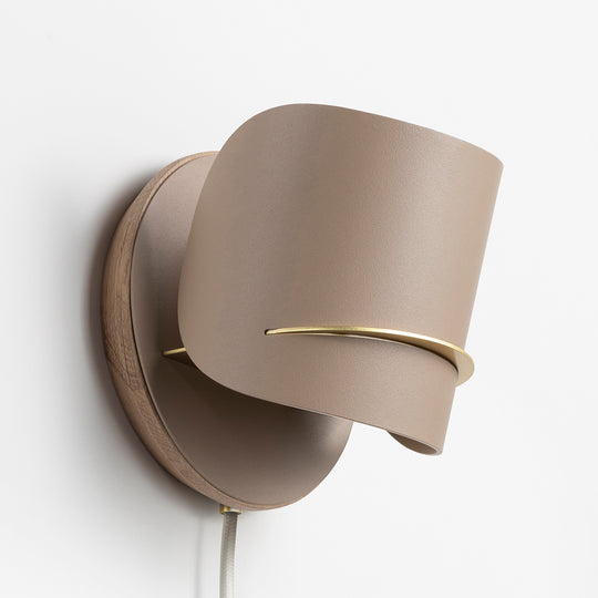 PISTIL WALL LIGHT