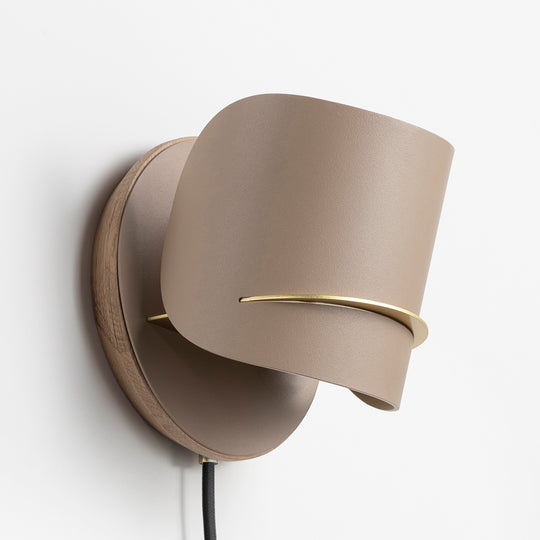 PISTIL WALL LIGHT