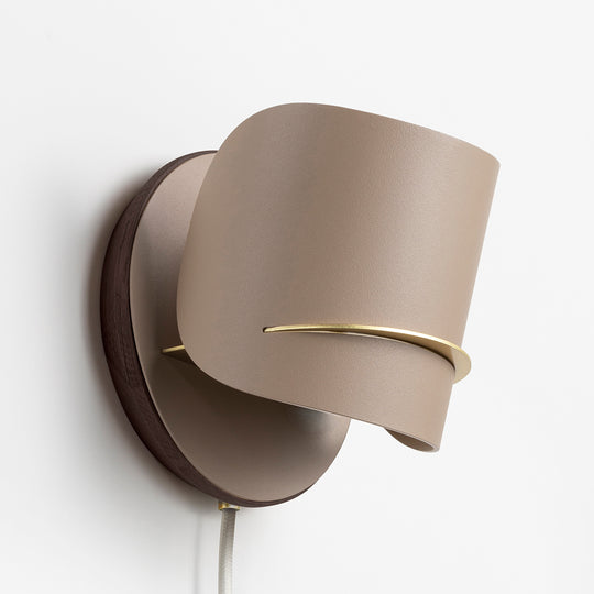 PISTIL WALL LIGHT