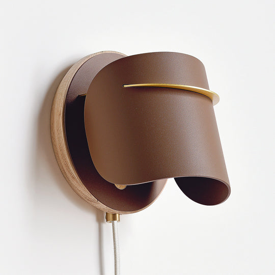 PISTIL WALL LIGHT