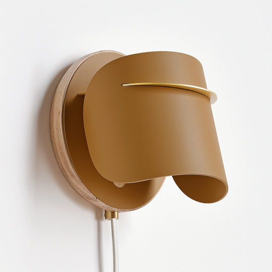 PISTIL WALL LIGHT