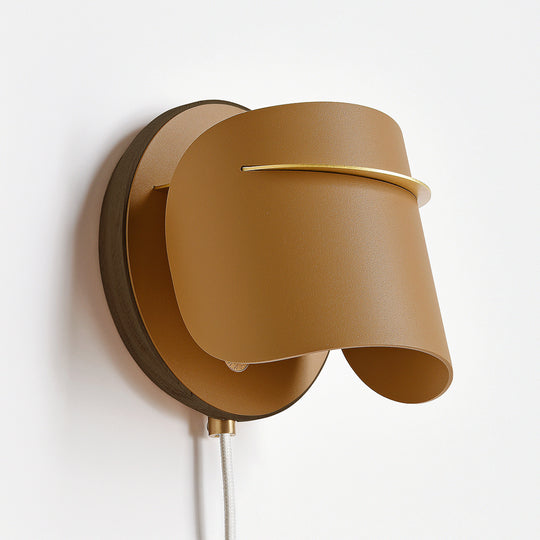 PISTIL WALL LIGHT