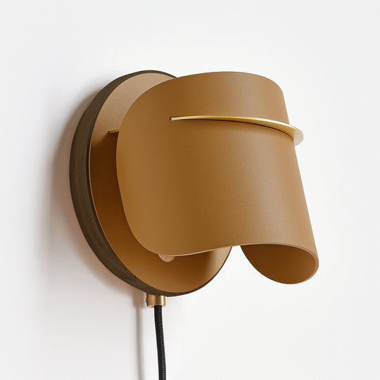 PISTIL WALL LIGHT