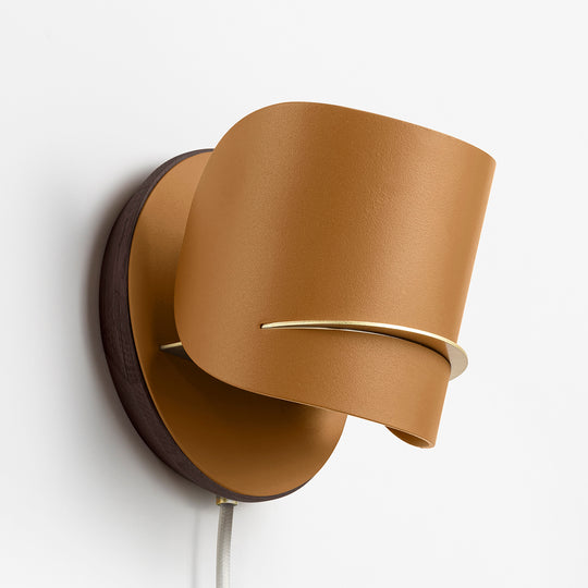 PISTIL WALL LIGHT