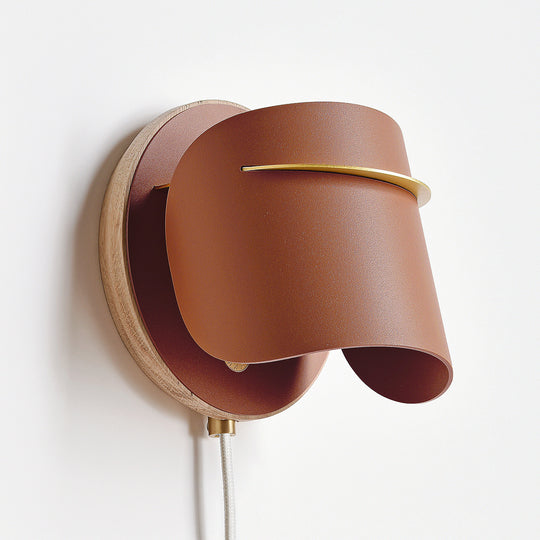PISTIL WALL LIGHT