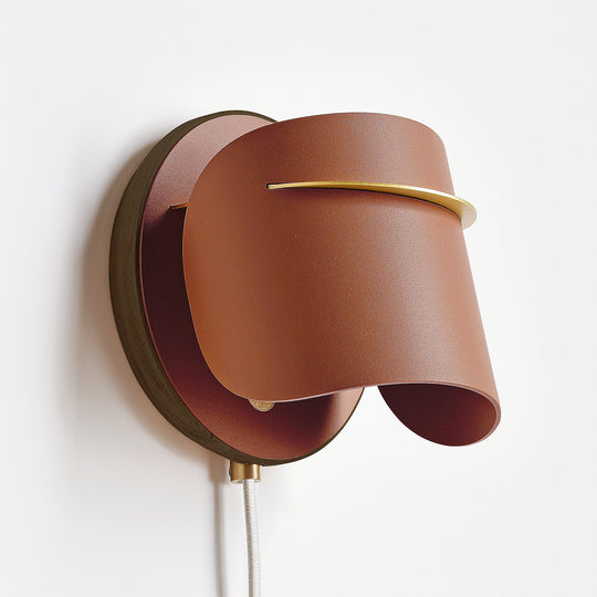 PISTIL WALL LIGHT