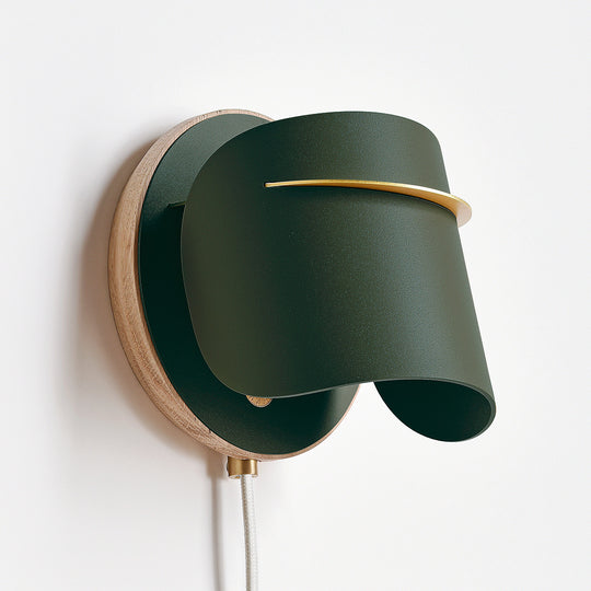PISTIL WALL LIGHT