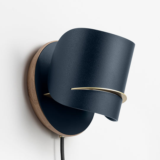 PISTIL WALL LIGHT