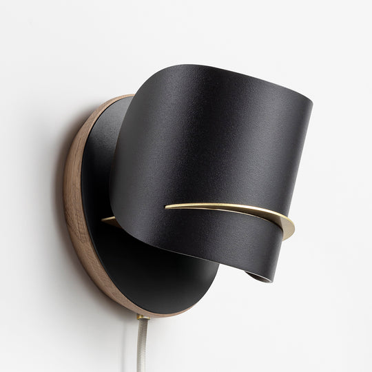 PISTIL WALL LIGHT