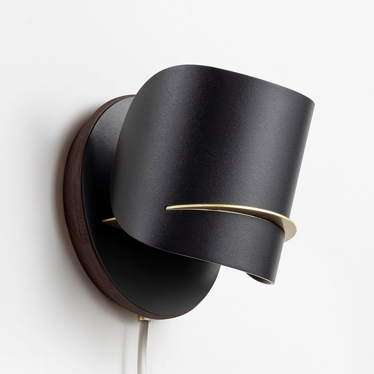 PISTIL WALL LIGHT